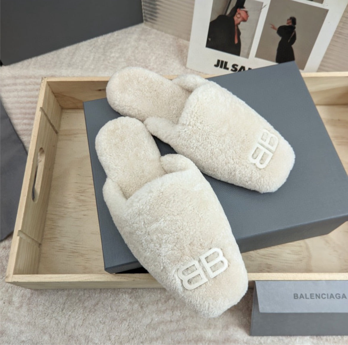 Comfy Balenciaga house shoe